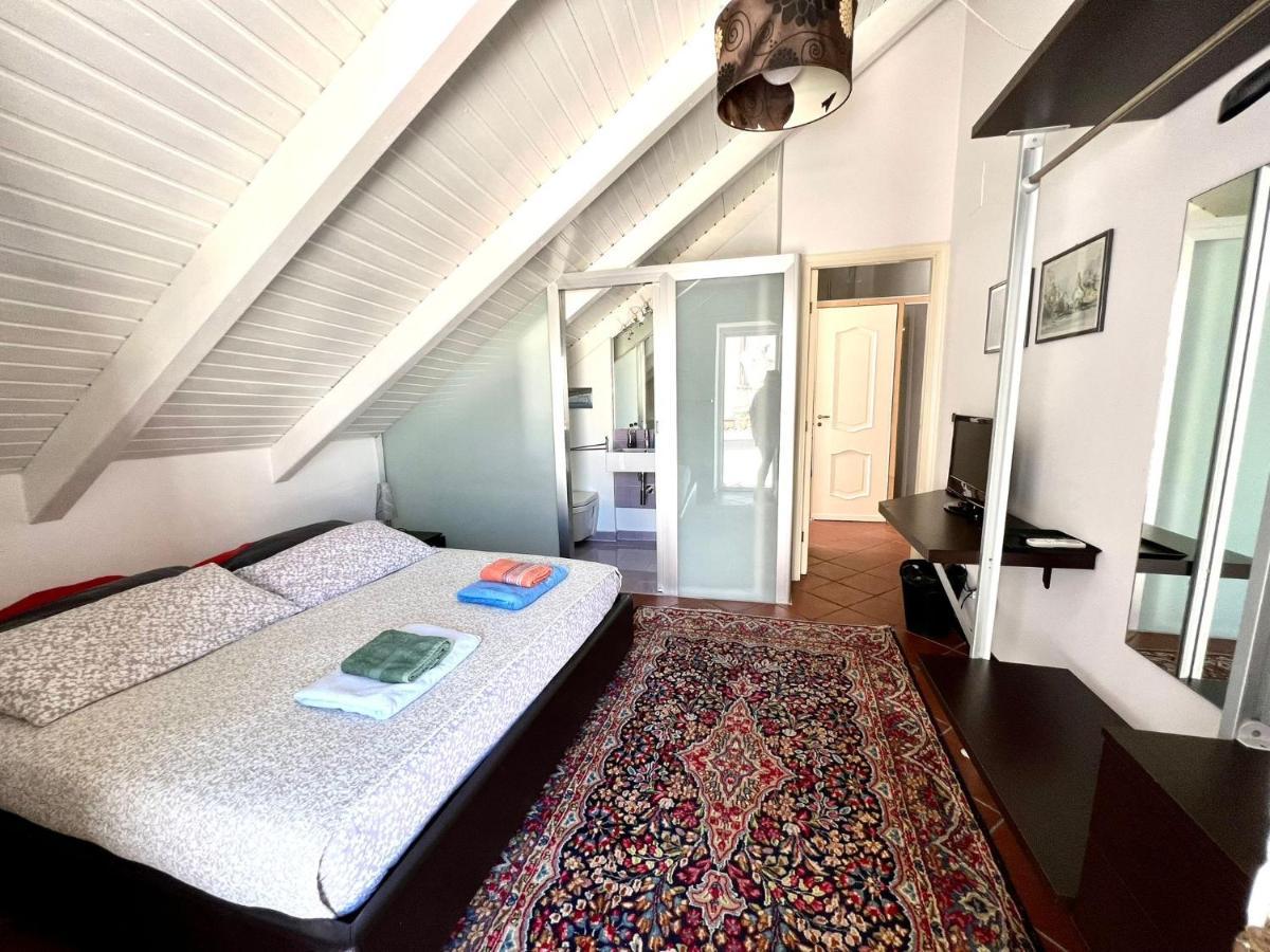 Saint Patrick Guest House Barletta Bagian luar foto