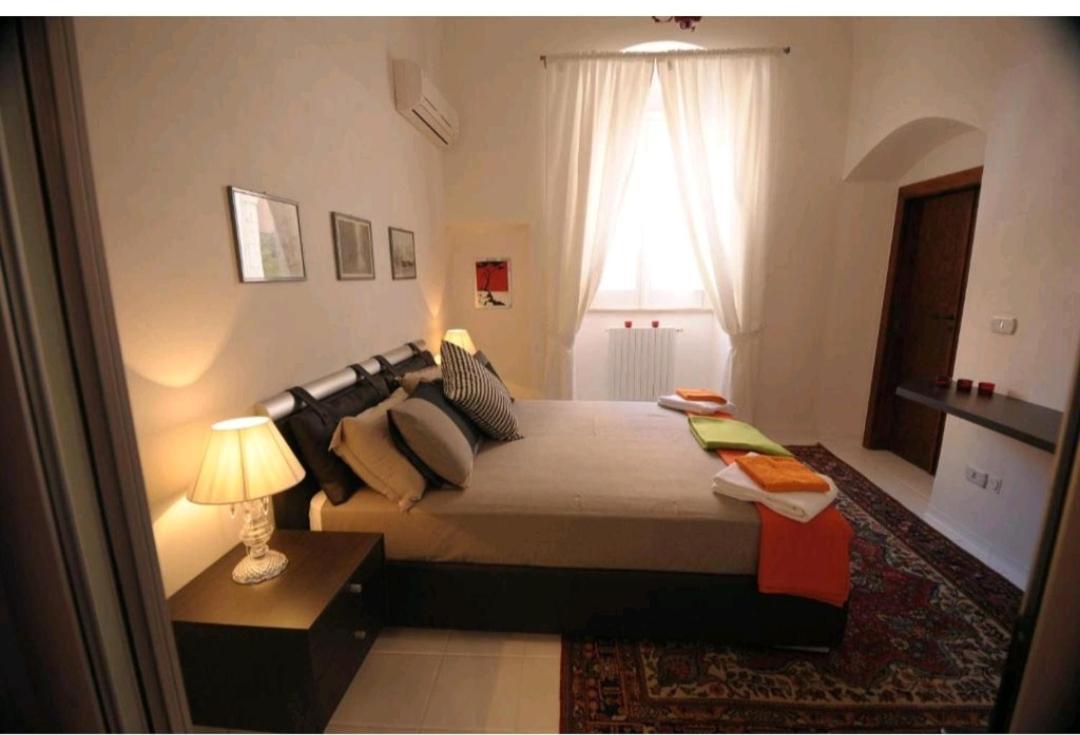 Saint Patrick Guest House Barletta Bagian luar foto